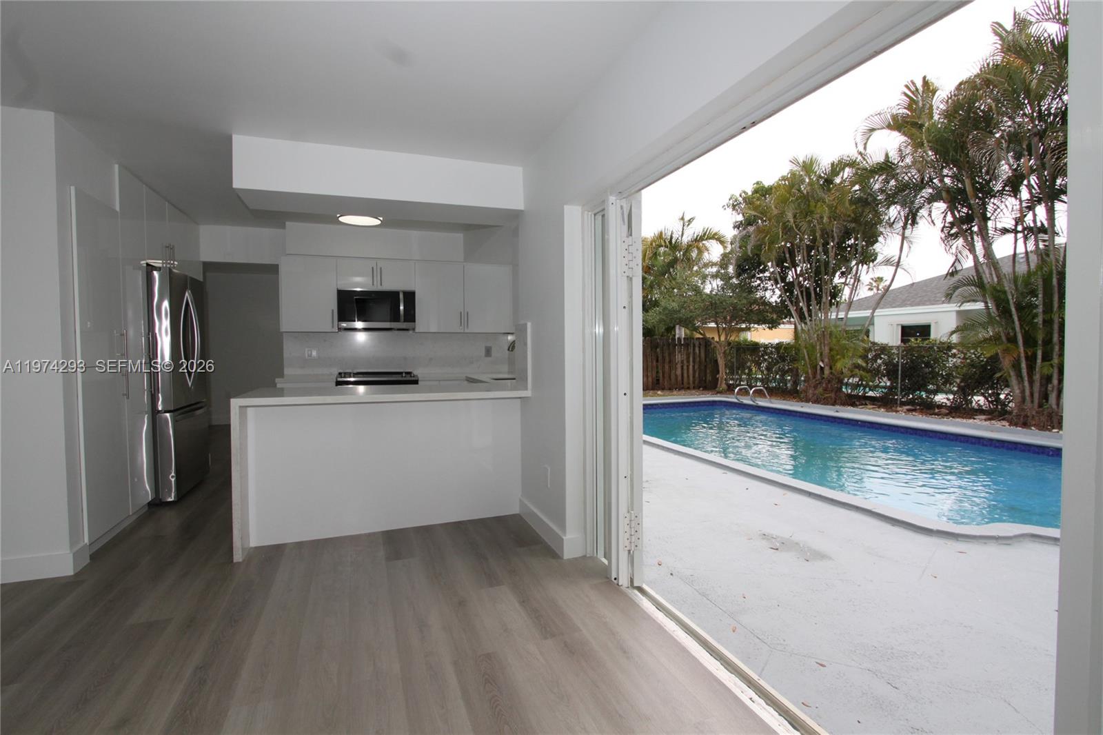 4940 SW 94th Way Cooper City, FL 33328