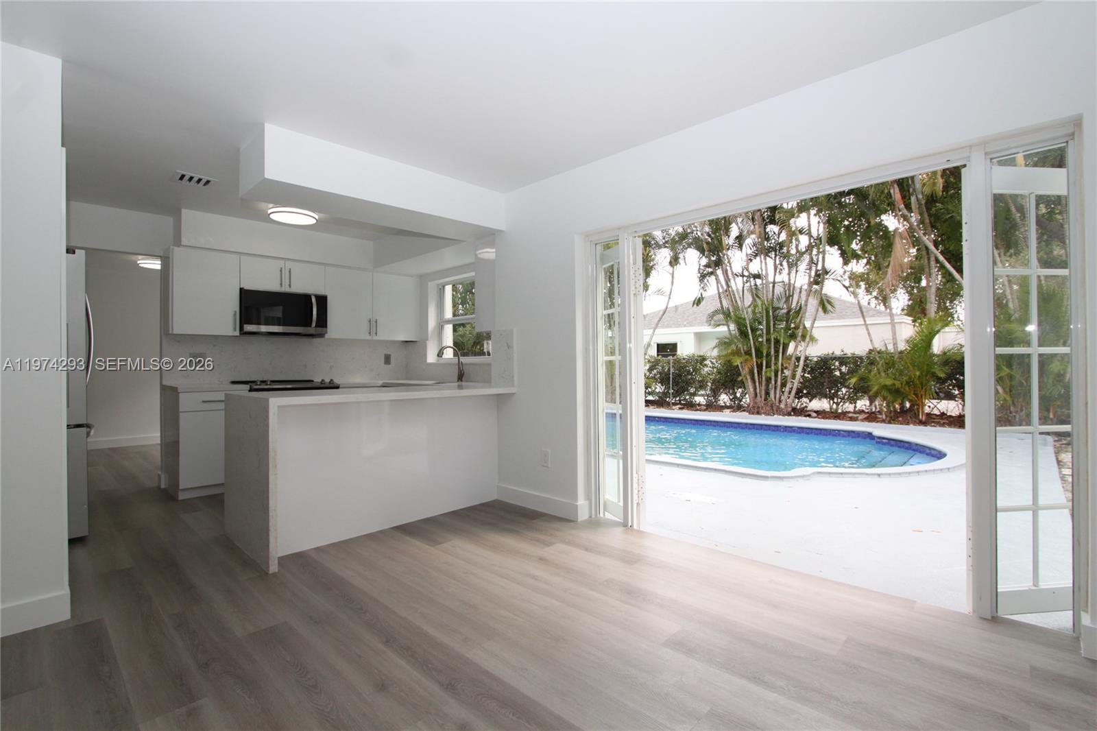 4940 SW 94th Way Cooper City, FL 33328