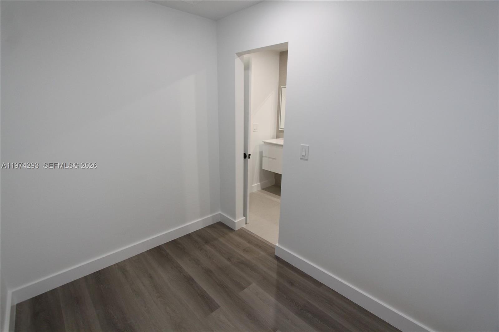 4940 SW 94th Way Cooper City, FL 33328