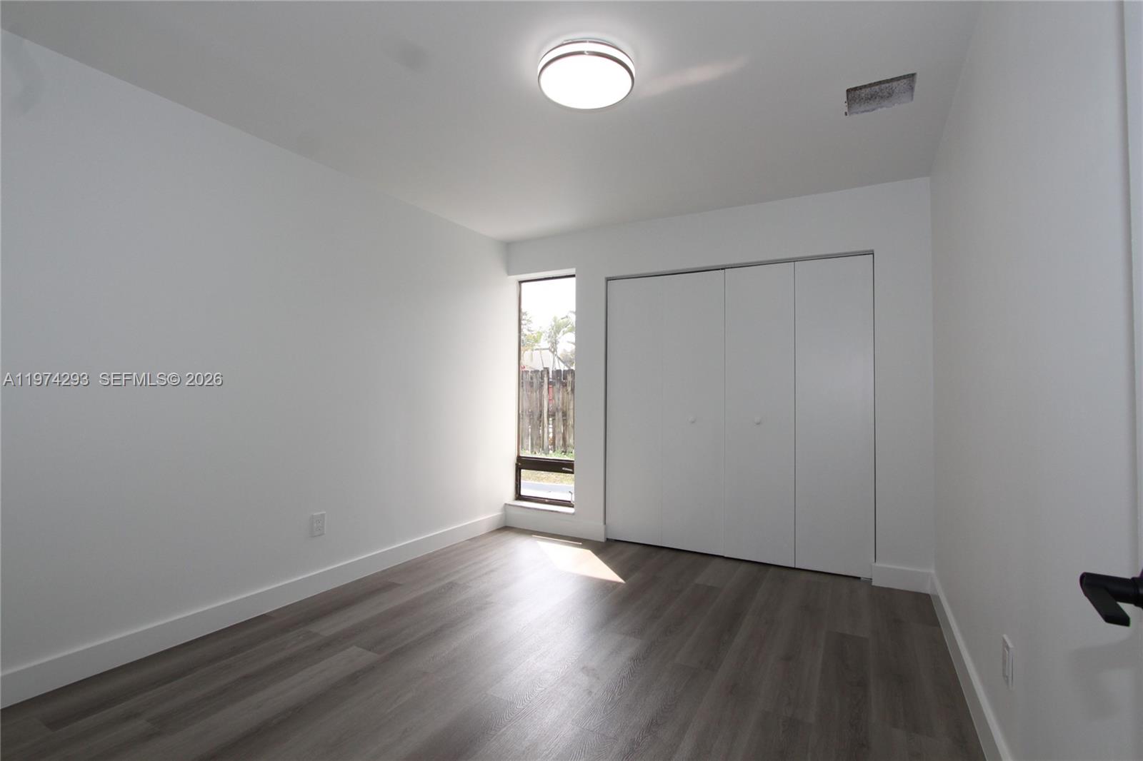 4940 SW 94th Way Cooper City, FL 33328