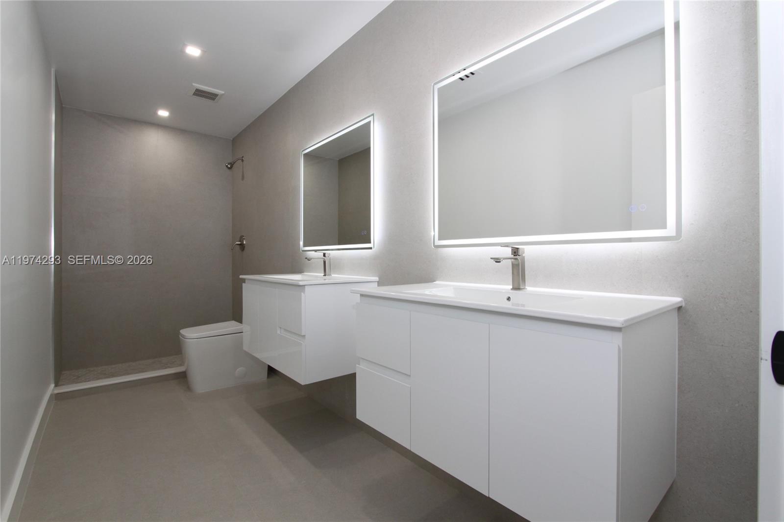 4940 SW 94th Way Cooper City, FL 33328