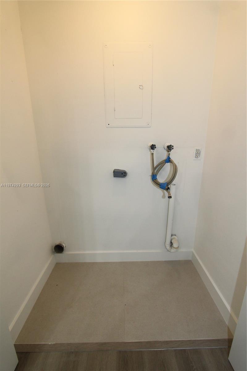 4940 SW 94th Way Cooper City, FL 33328