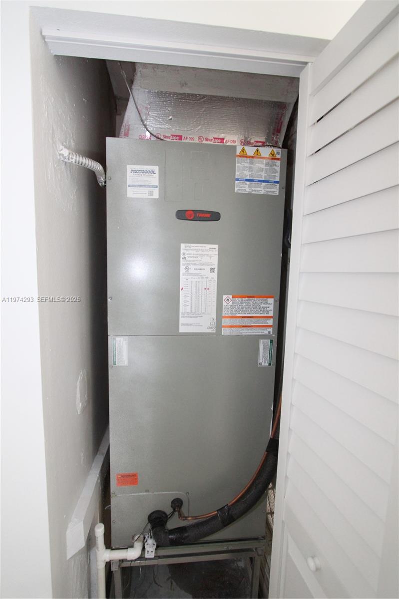 4940 SW 94th Way Cooper City, FL 33328