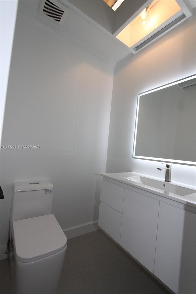 4940 SW 94th Way Cooper City, FL 33328