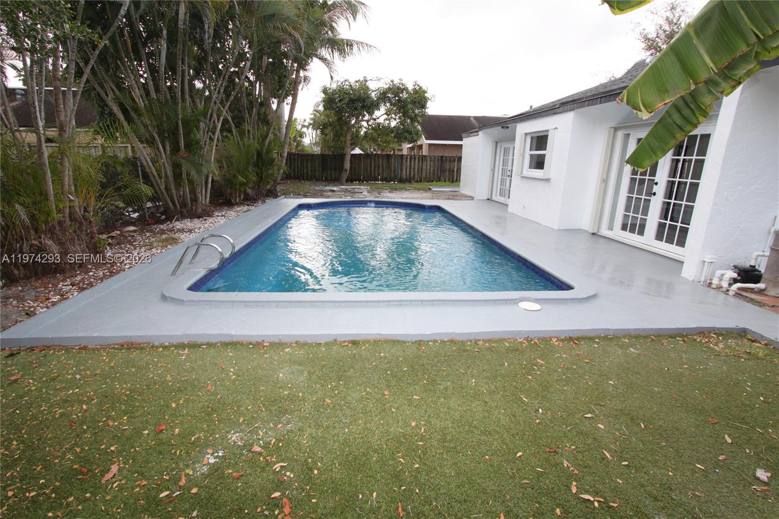 4940 SW 94th Way Cooper City, FL 33328