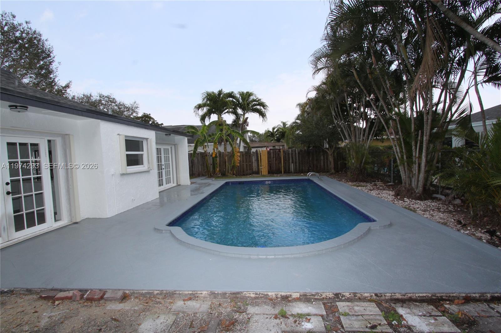 4940 SW 94th Way Cooper City, FL 33328