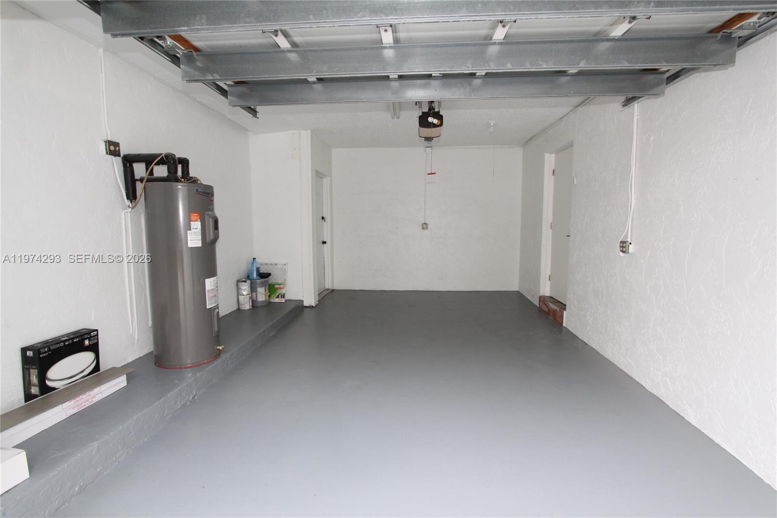 4940 SW 94th Way Cooper City, FL 33328