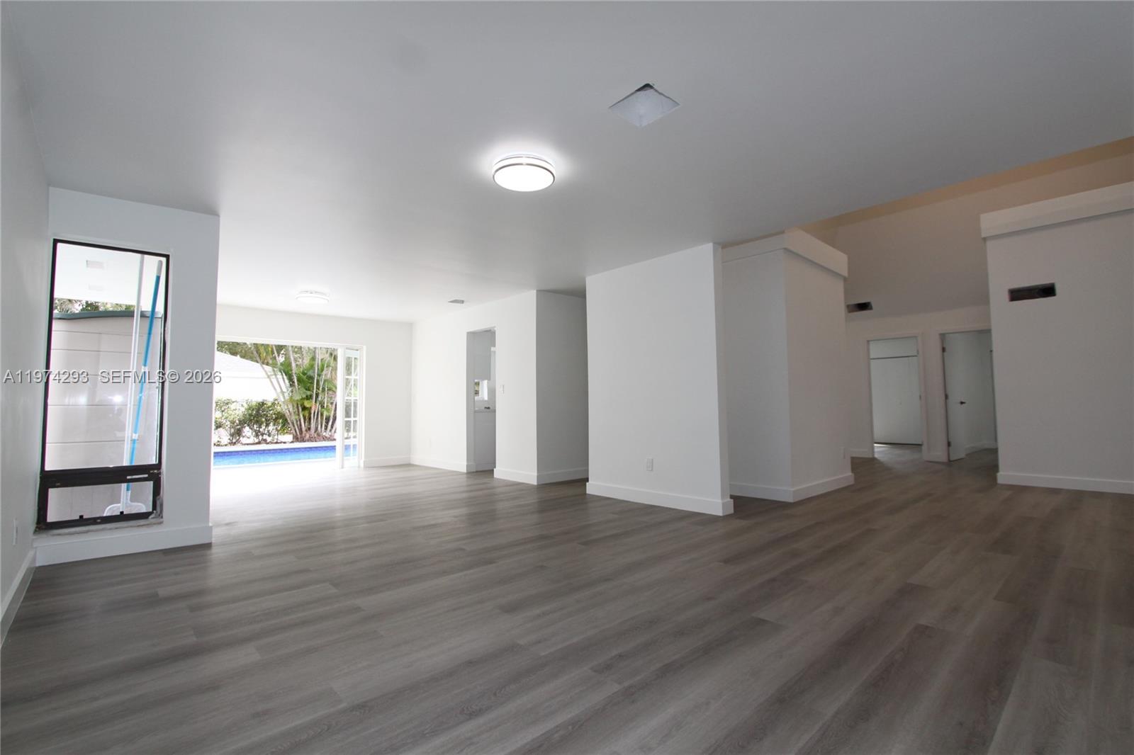 4940 SW 94th Way Cooper City, FL 33328