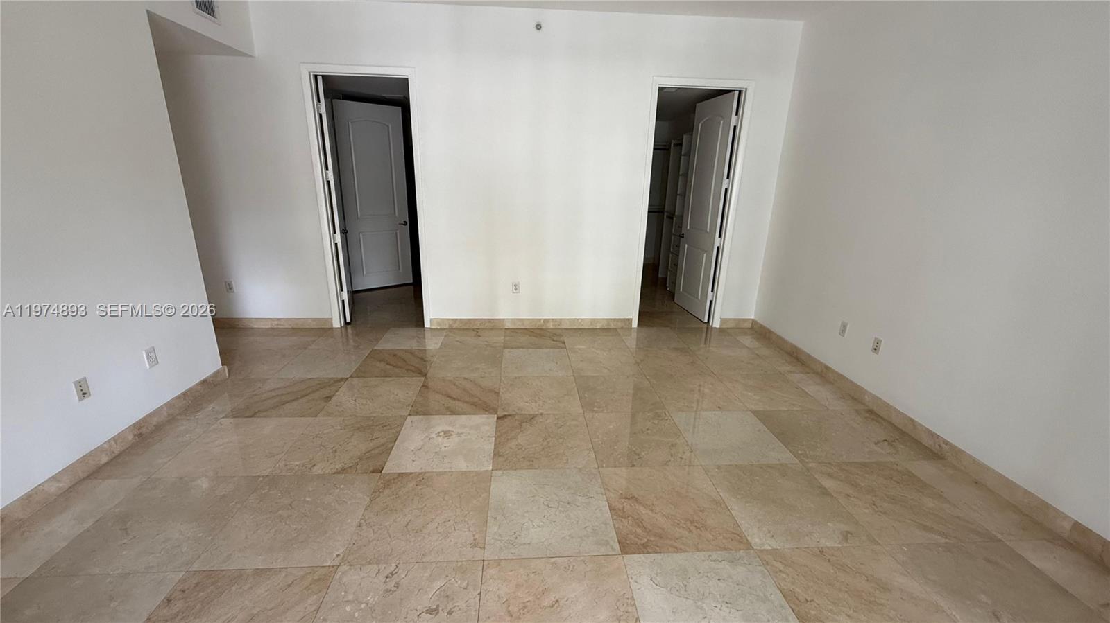 642 Valencia #305 Coral Gables, FL 33134