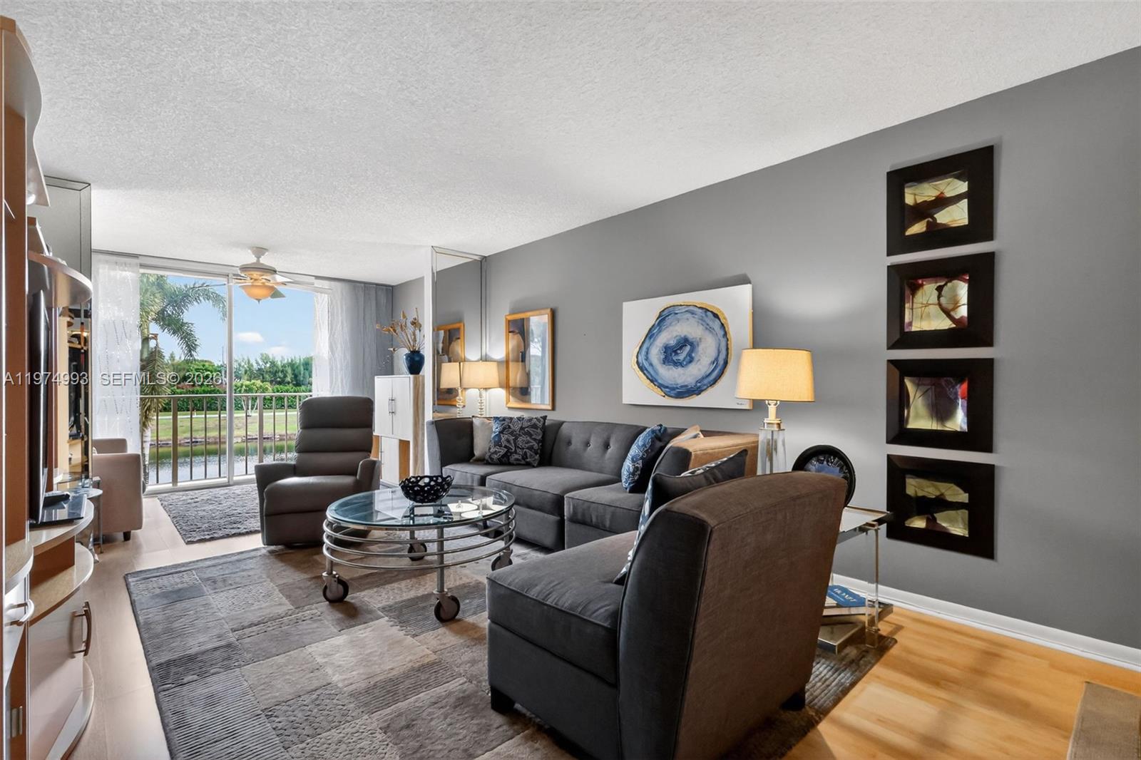 7145 N Huntington Ln #205 Delray Beach, FL 33446