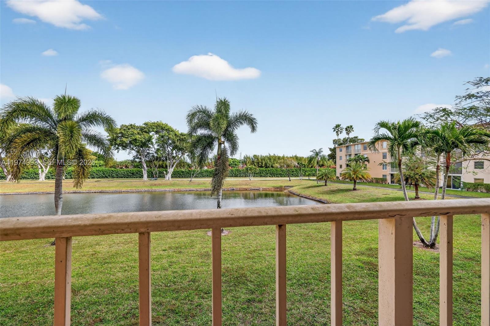 7145 N Huntington Ln #205 Delray Beach, FL 33446