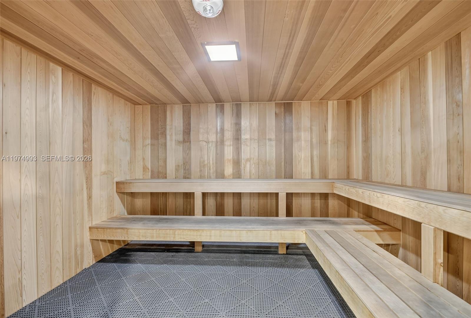 7145 N Huntington Ln #205 Delray Beach, FL 33446