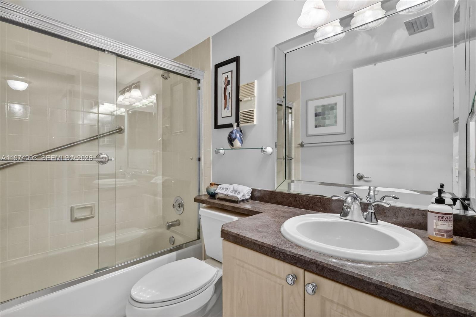 7145 N Huntington Ln #205 Delray Beach, FL 33446