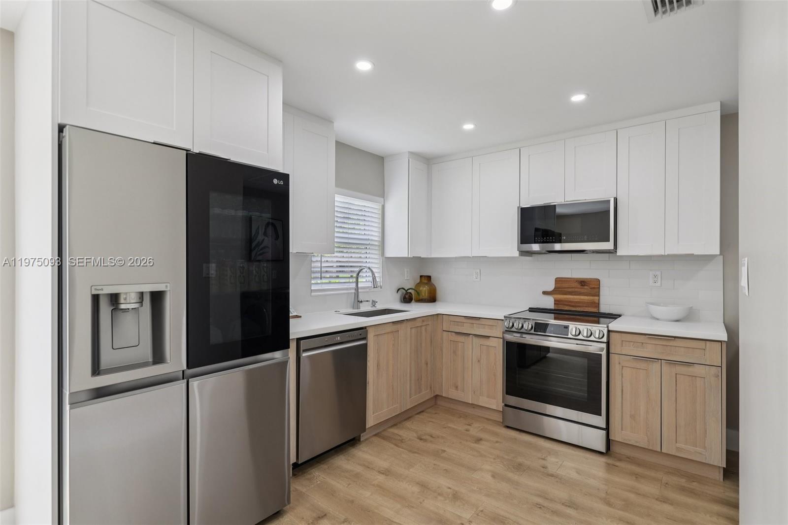 6326 Dawson St Hollywood, FL 33023