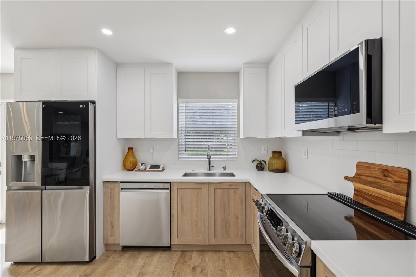 6326 Dawson St Hollywood, FL 33023