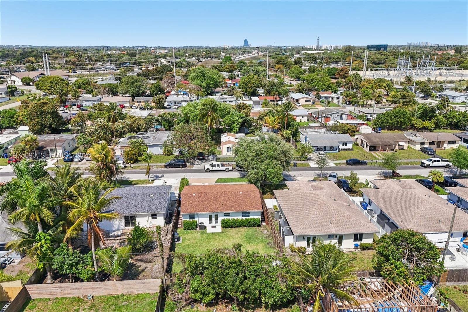 6326 Dawson St Hollywood, FL 33023