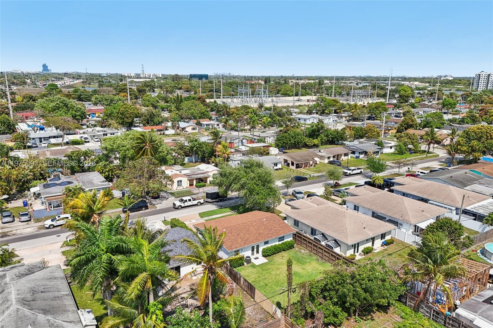 6326 Dawson St Hollywood, FL 33023