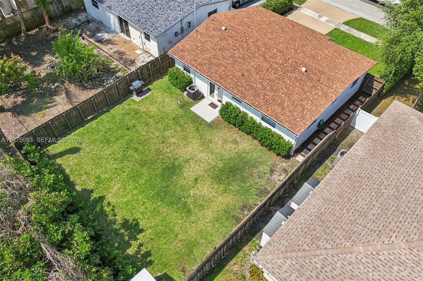 6326 Dawson St Hollywood, FL 33023