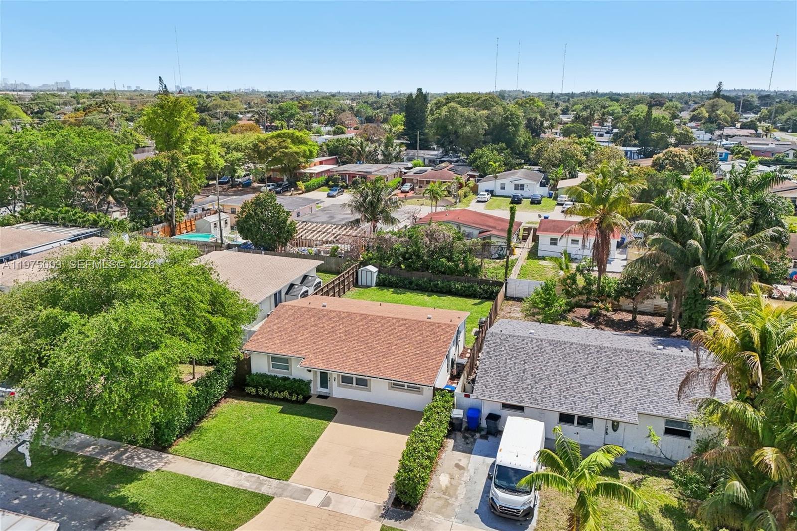 6326 Dawson St Hollywood, FL 33023