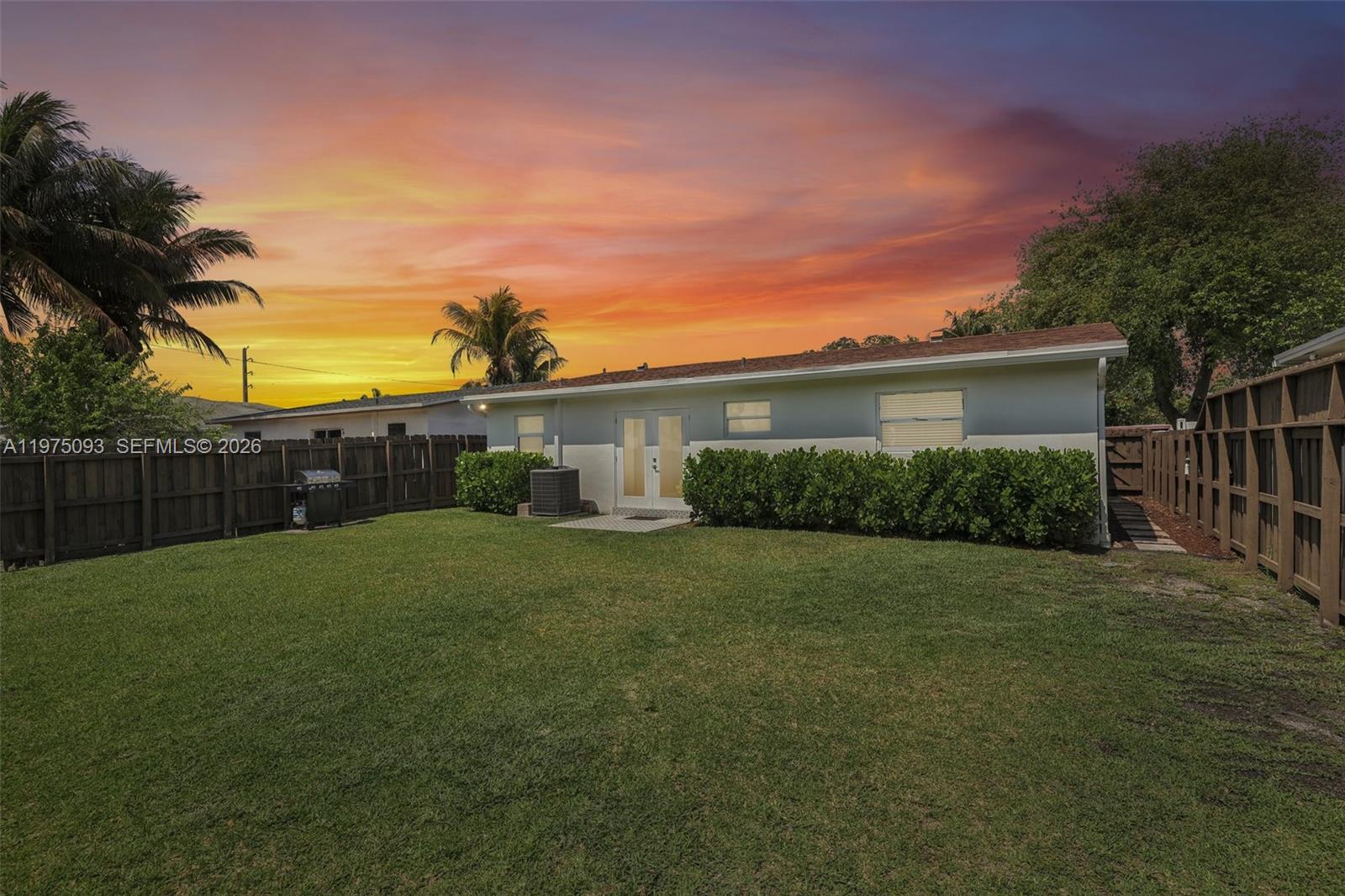 6326 Dawson St Hollywood, FL 33023