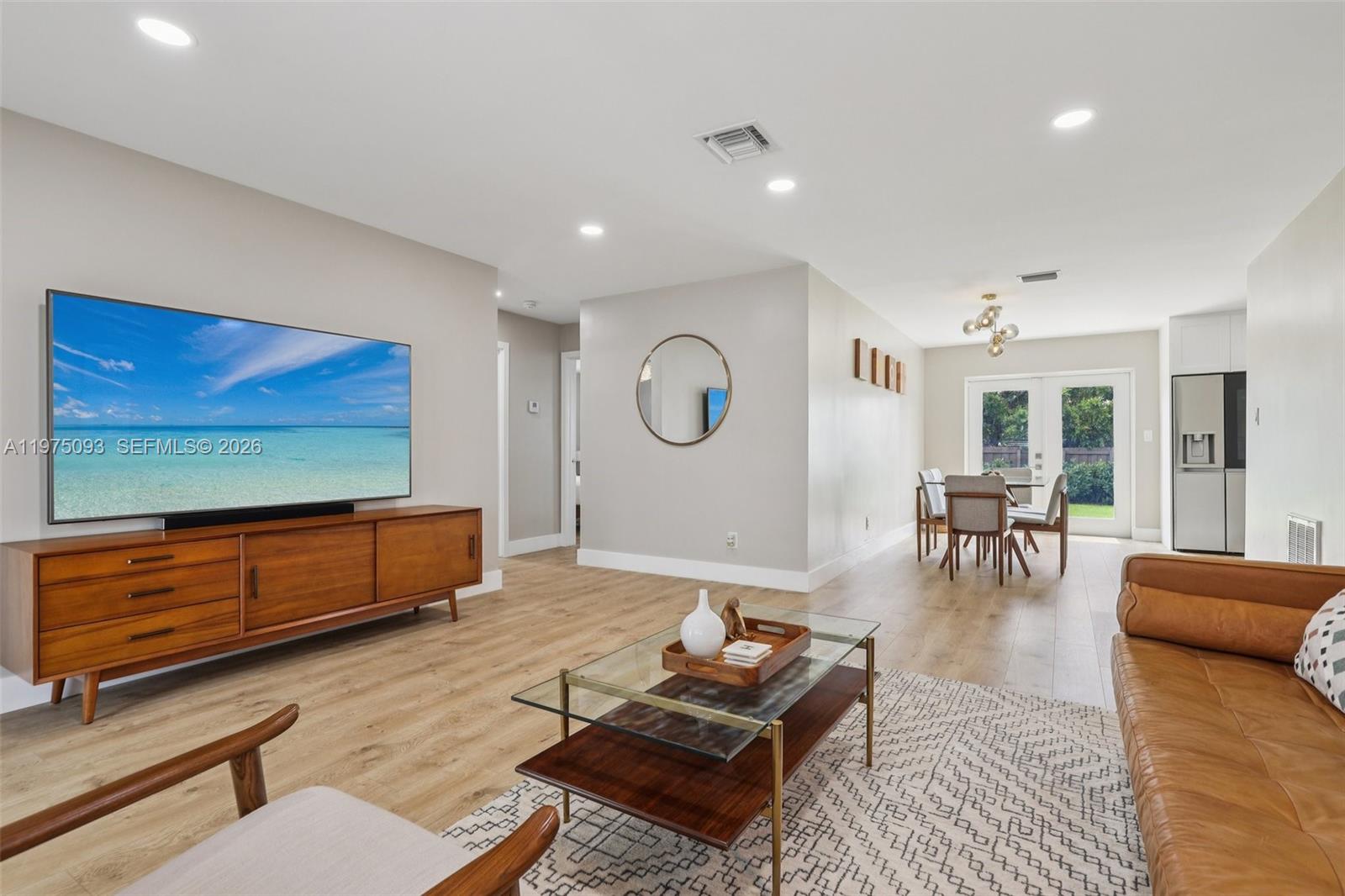 6326 Dawson St Hollywood, FL 33023