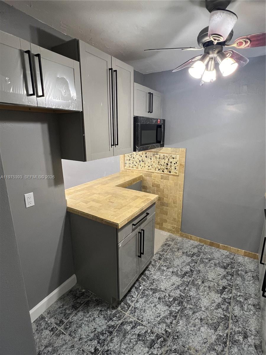 16215 NE 18th Ct #305 North Miami Beach, FL 33162