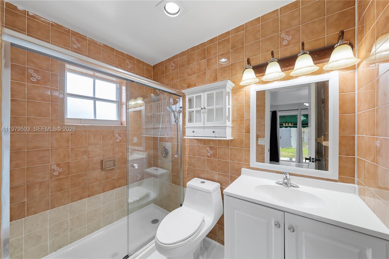 1761 SW 14th St Miami, FL 33145