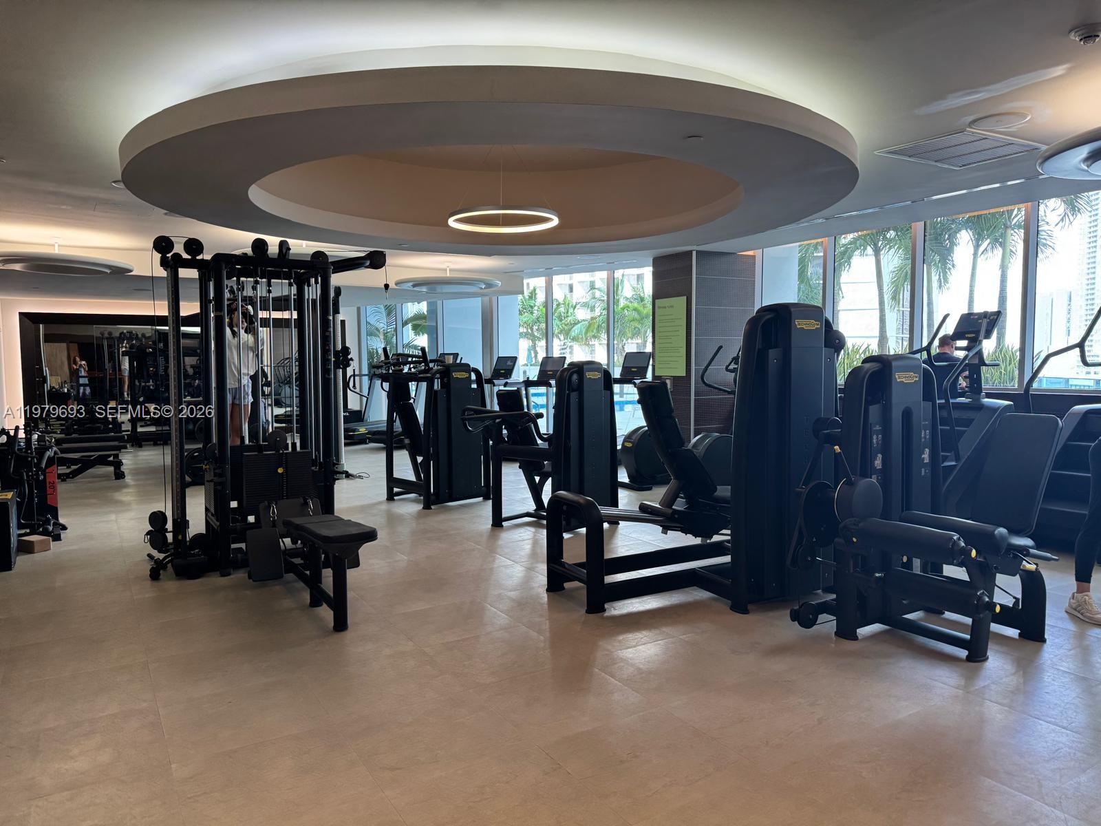 200 Biscayne Blvd Way #3711 Miami, FL 33131