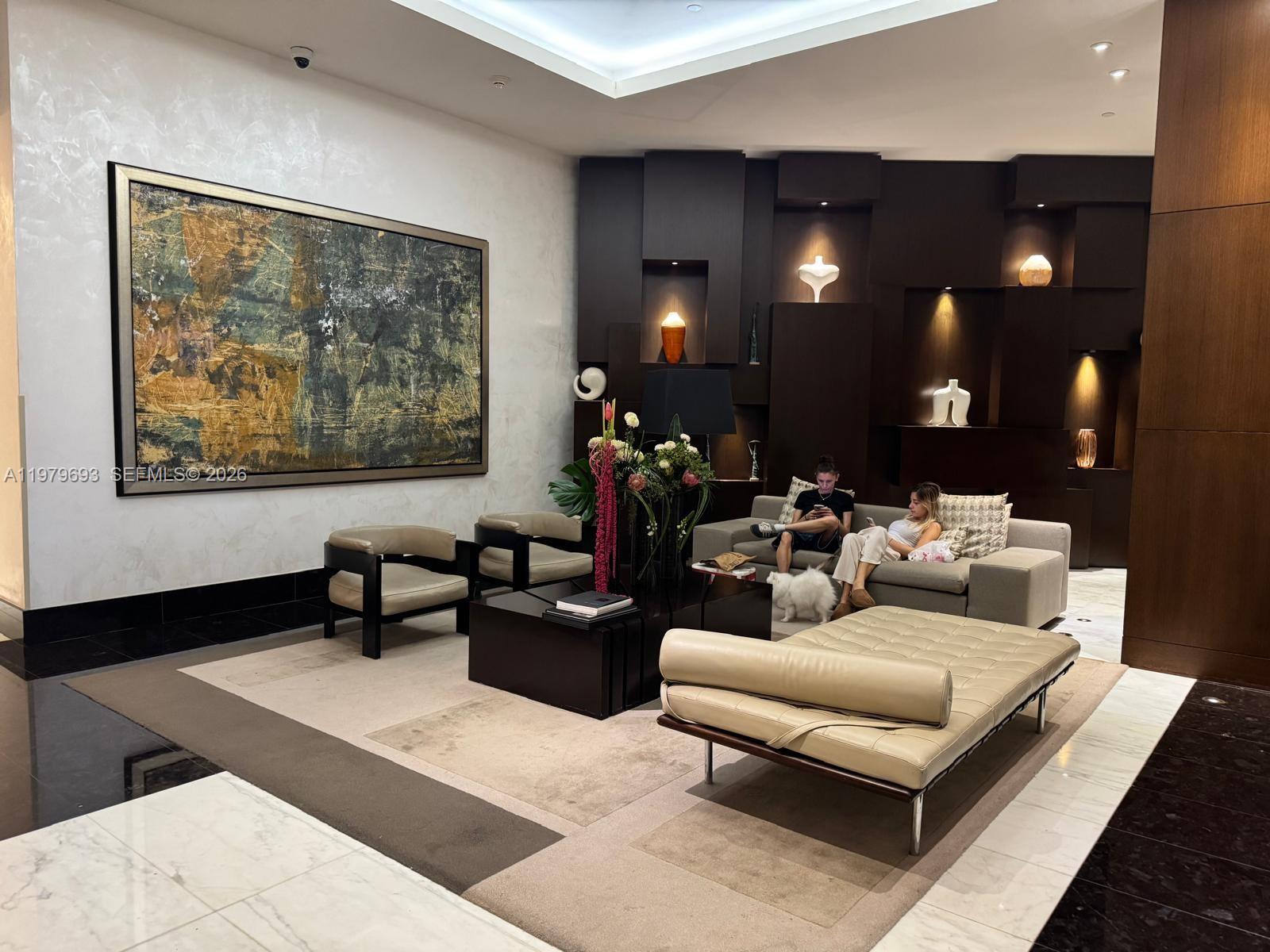 200 Biscayne Blvd Way #3711 Miami, FL 33131