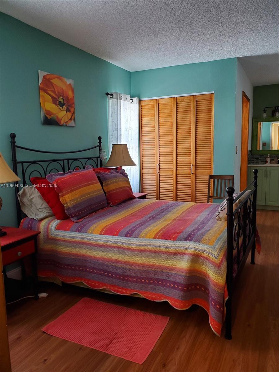 6445 Indian Crk Dr #B6 Miami Beach, FL 33141