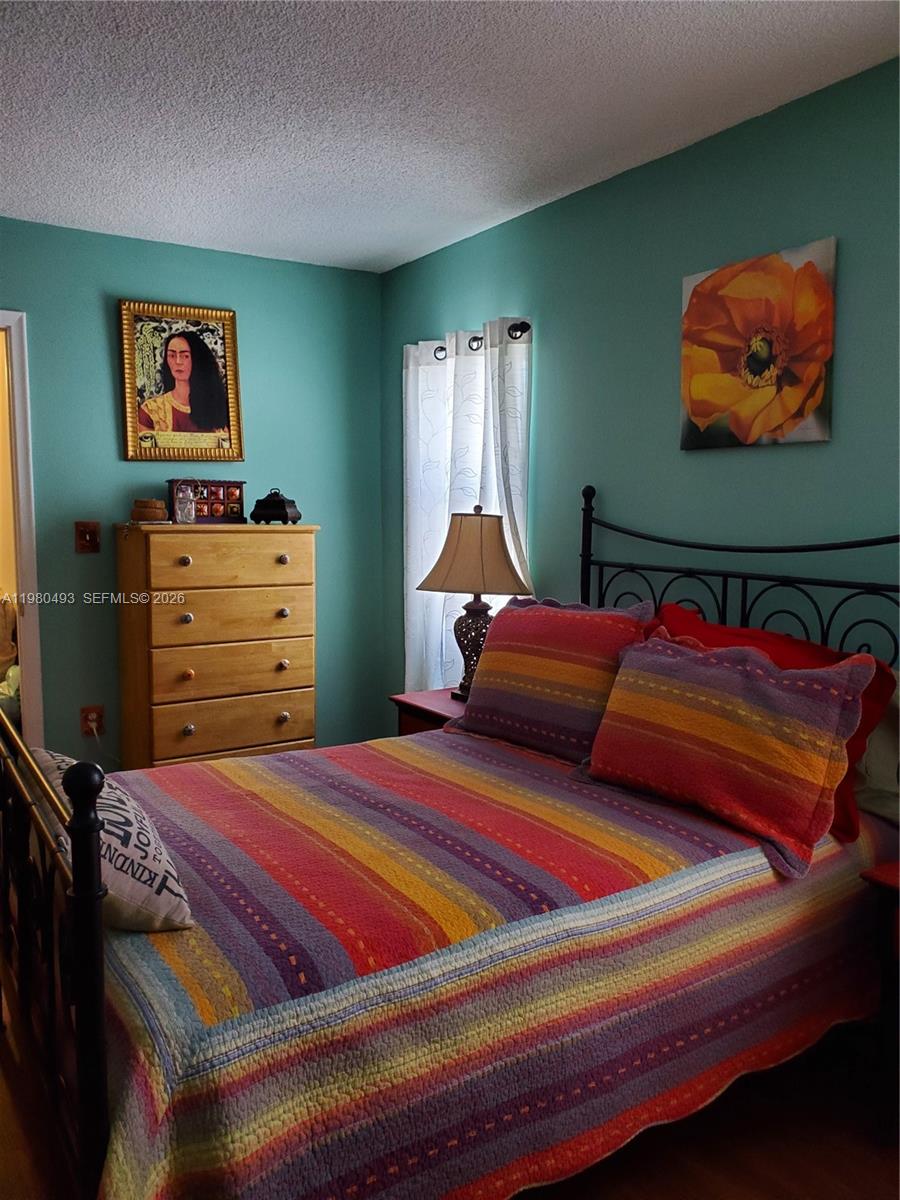 6445 Indian Crk Dr #B6 Miami Beach, FL 33141