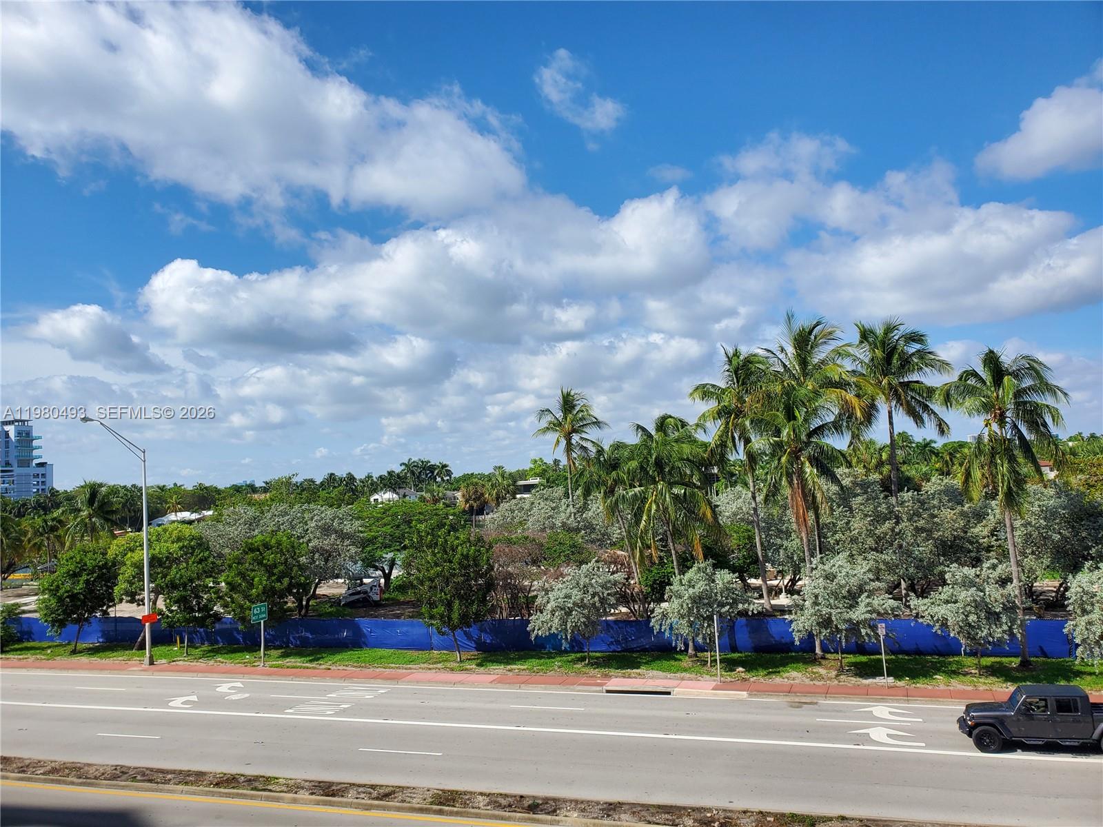 6445 Indian Crk Dr #B6 Miami Beach, FL 33141