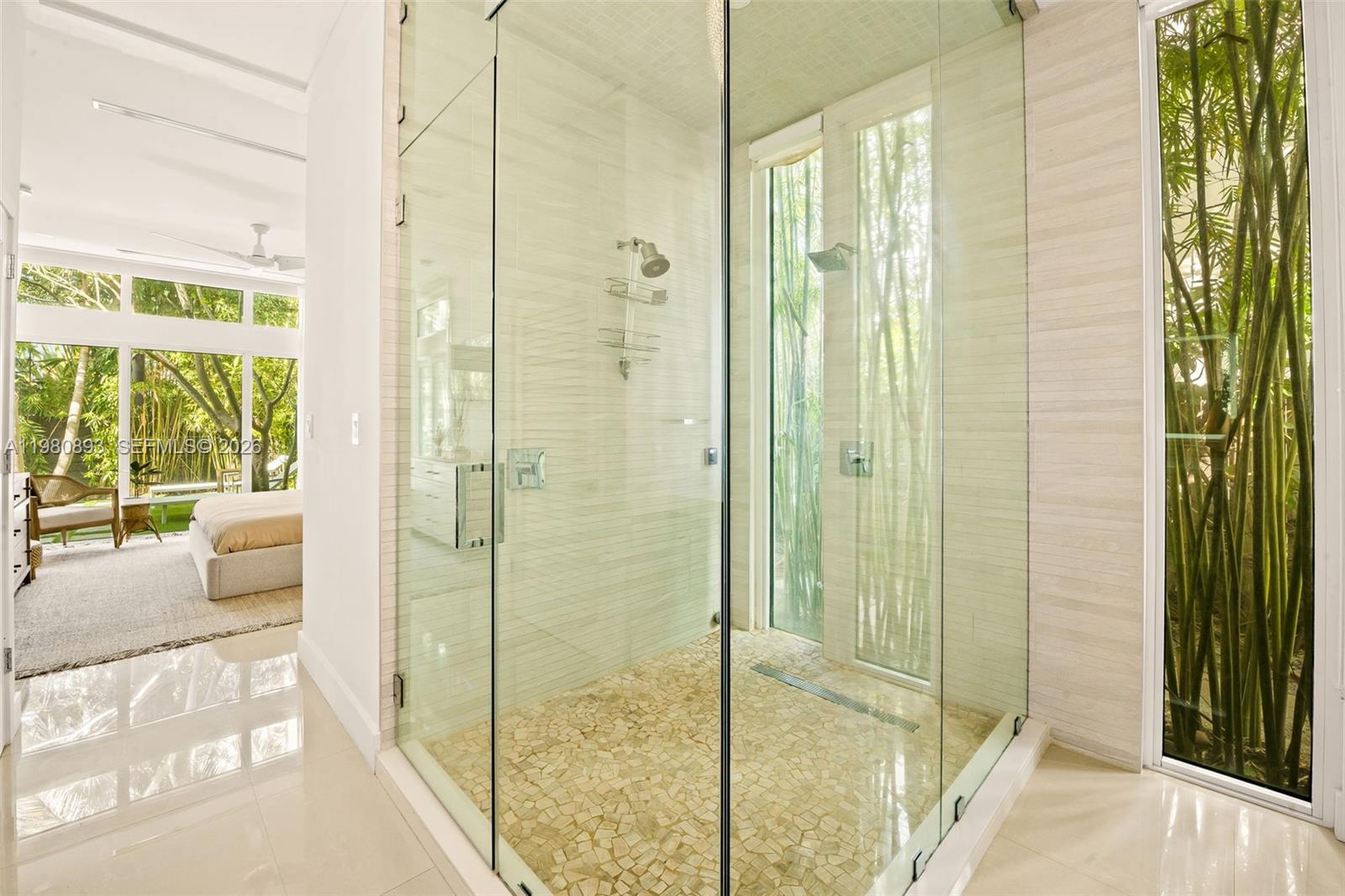 865 W 47th St Miami Beach, FL 33140