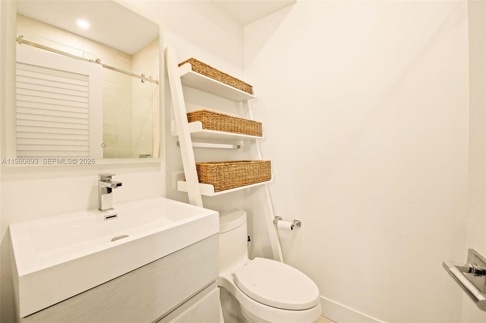 865 W 47th St Miami Beach, FL 33140