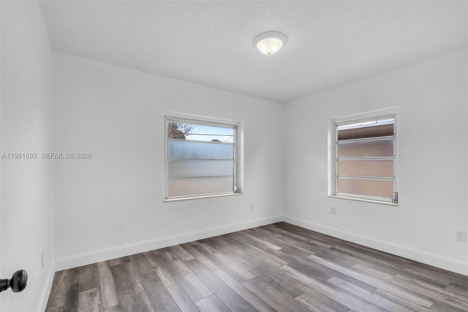 2166 NW 18th St Miami, FL 33125