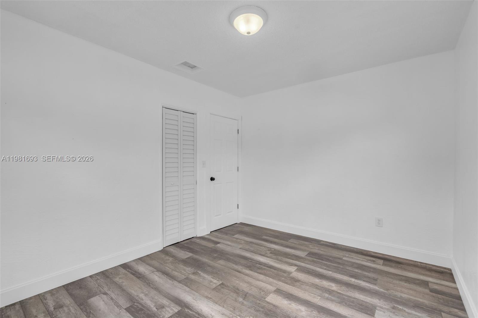 2166 NW 18th St Miami, FL 33125