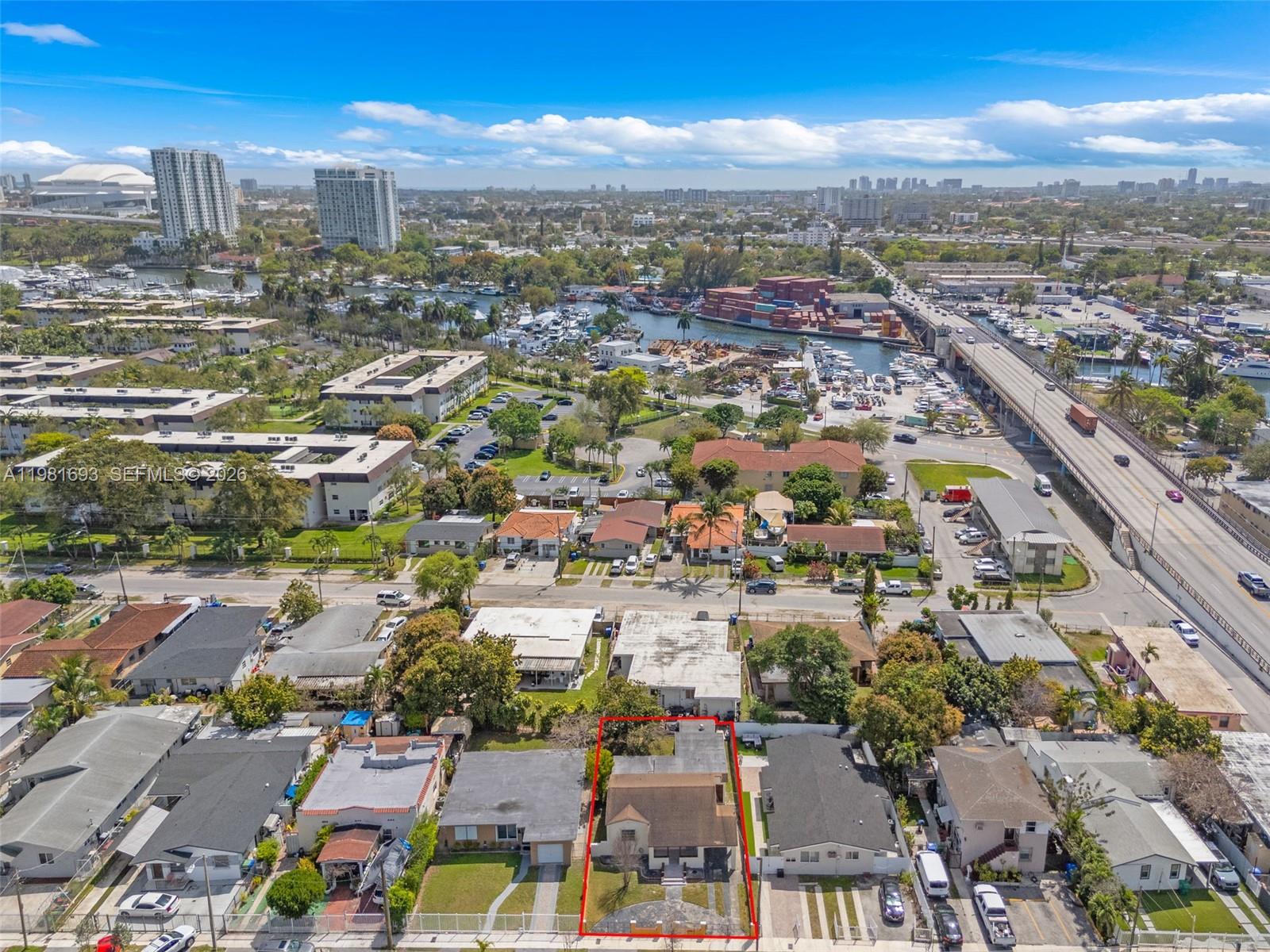 2166 NW 18th St Miami, FL 33125