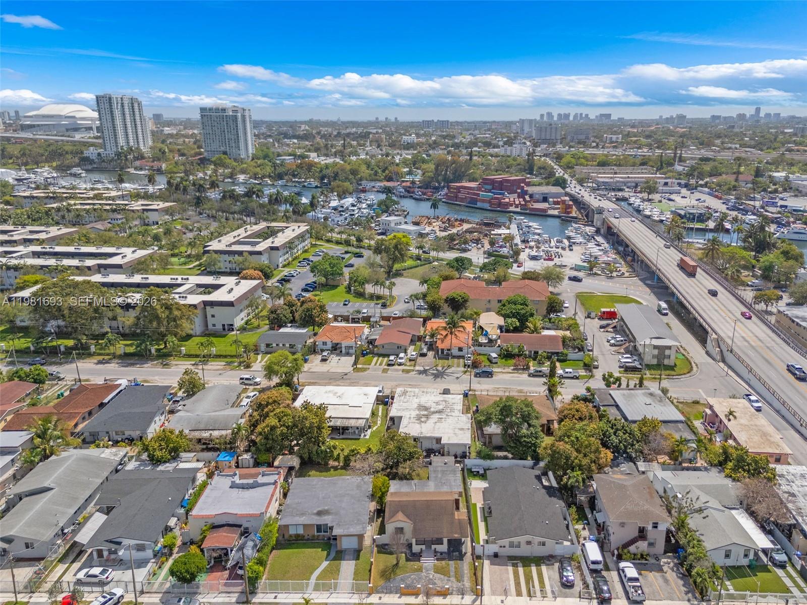 2166 NW 18th St Miami, FL 33125