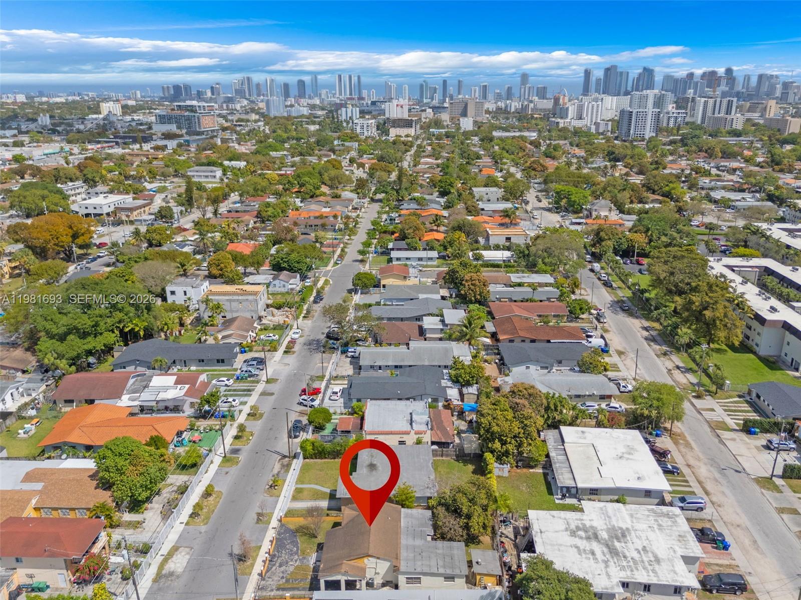 2166 NW 18th St Miami, FL 33125