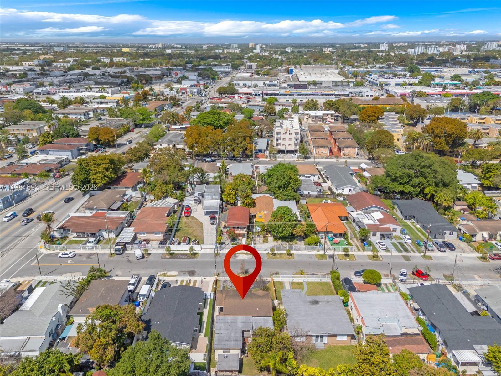 2166 NW 18th St Miami, FL 33125