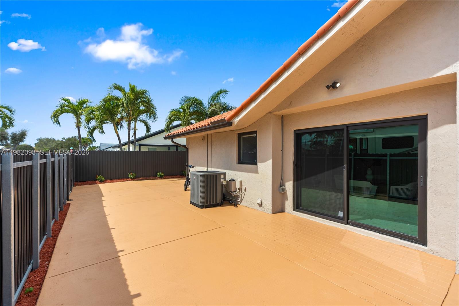 800 NW 133rd Ave Miami, FL 33182