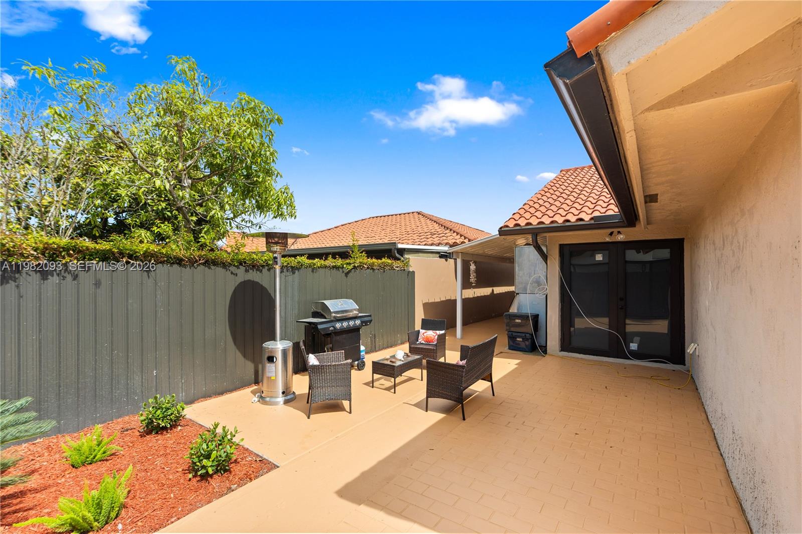 800 NW 133rd Ave Miami, FL 33182