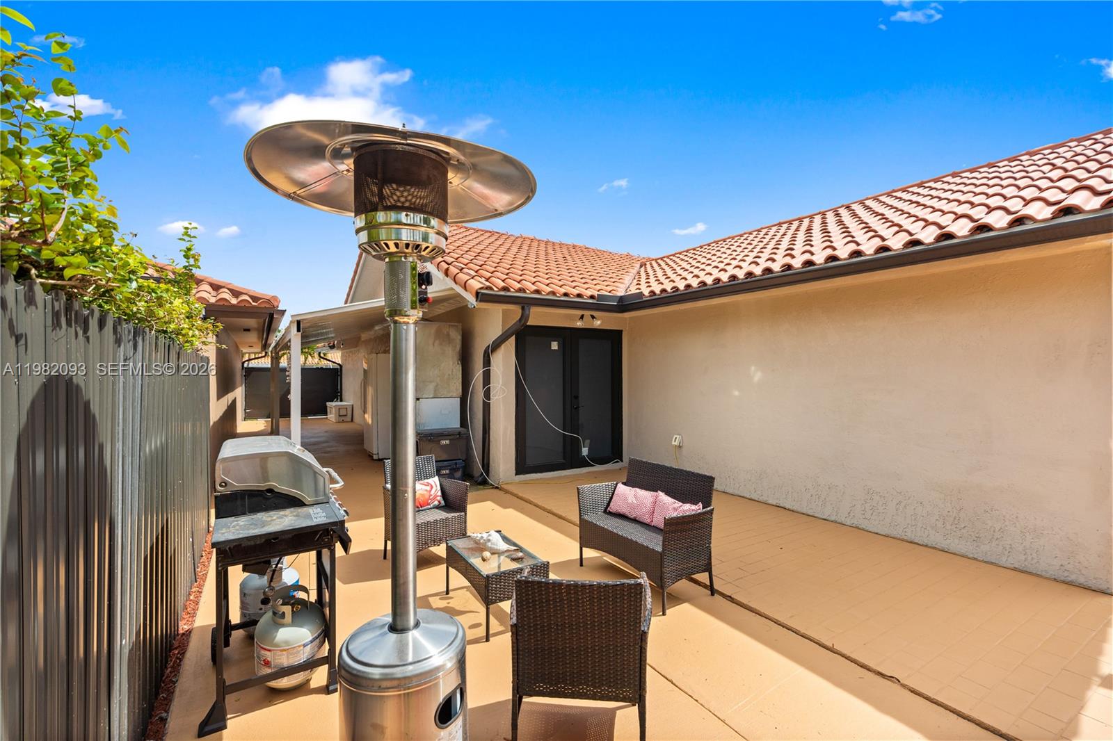 800 NW 133rd Ave Miami, FL 33182