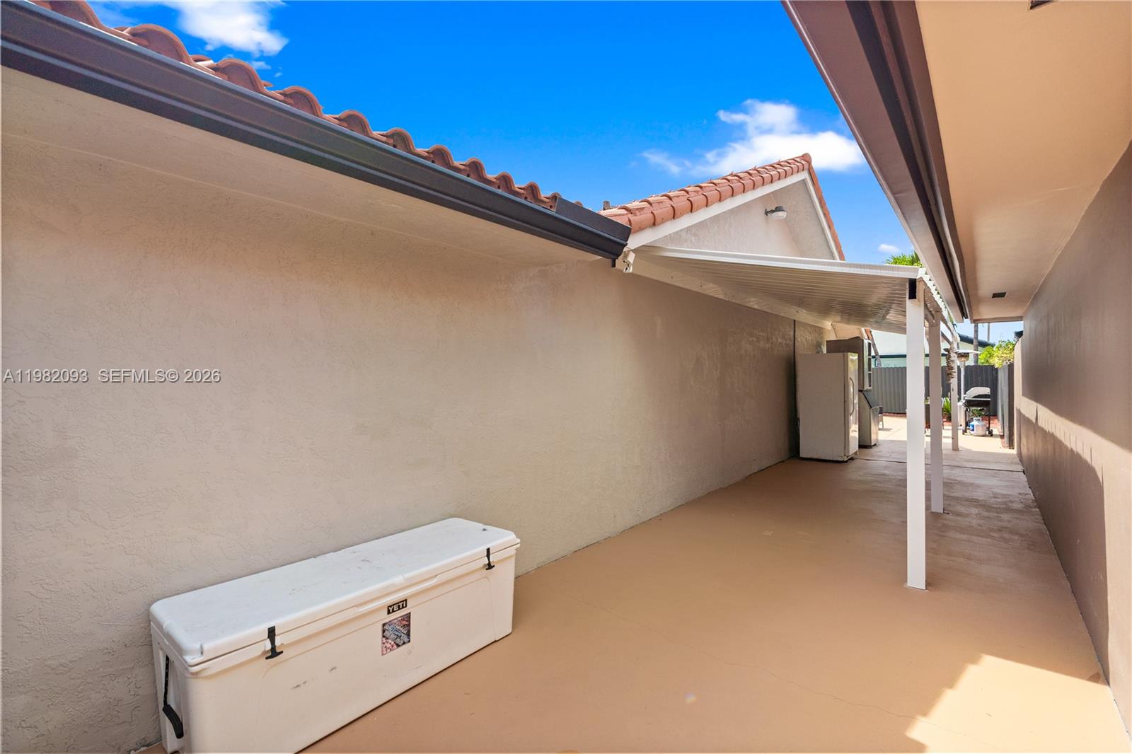 800 NW 133rd Ave Miami, FL 33182