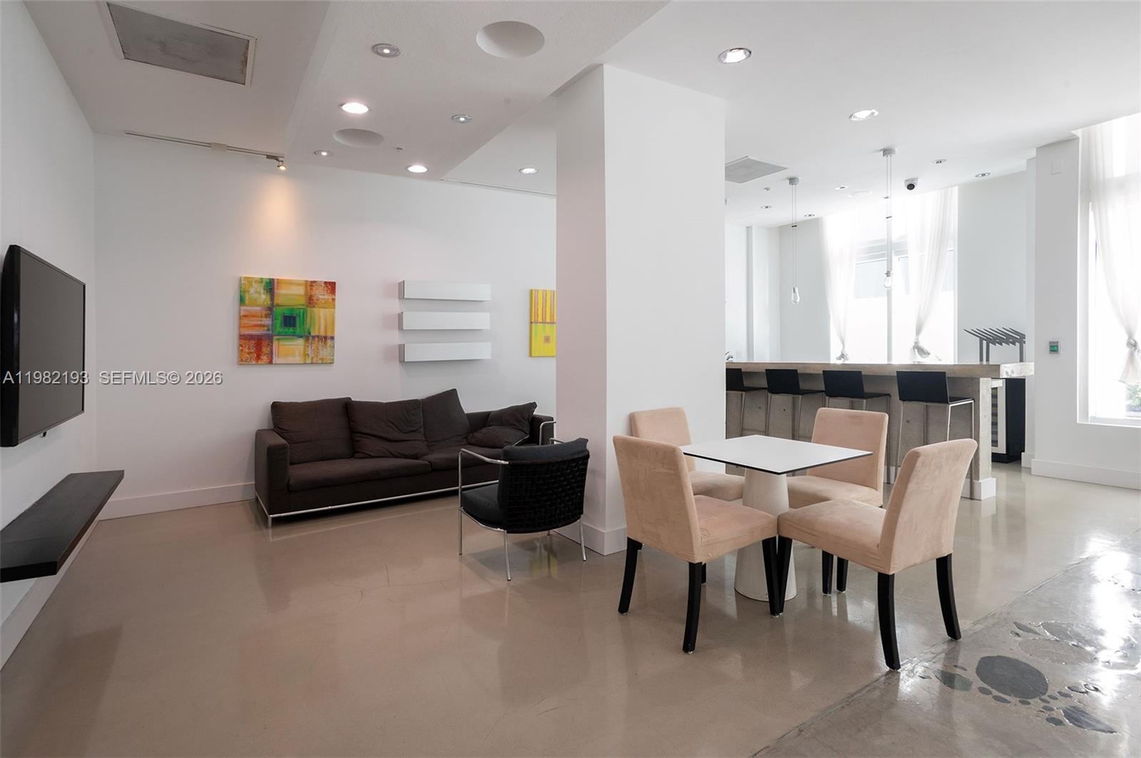 image Loft Downtown I18