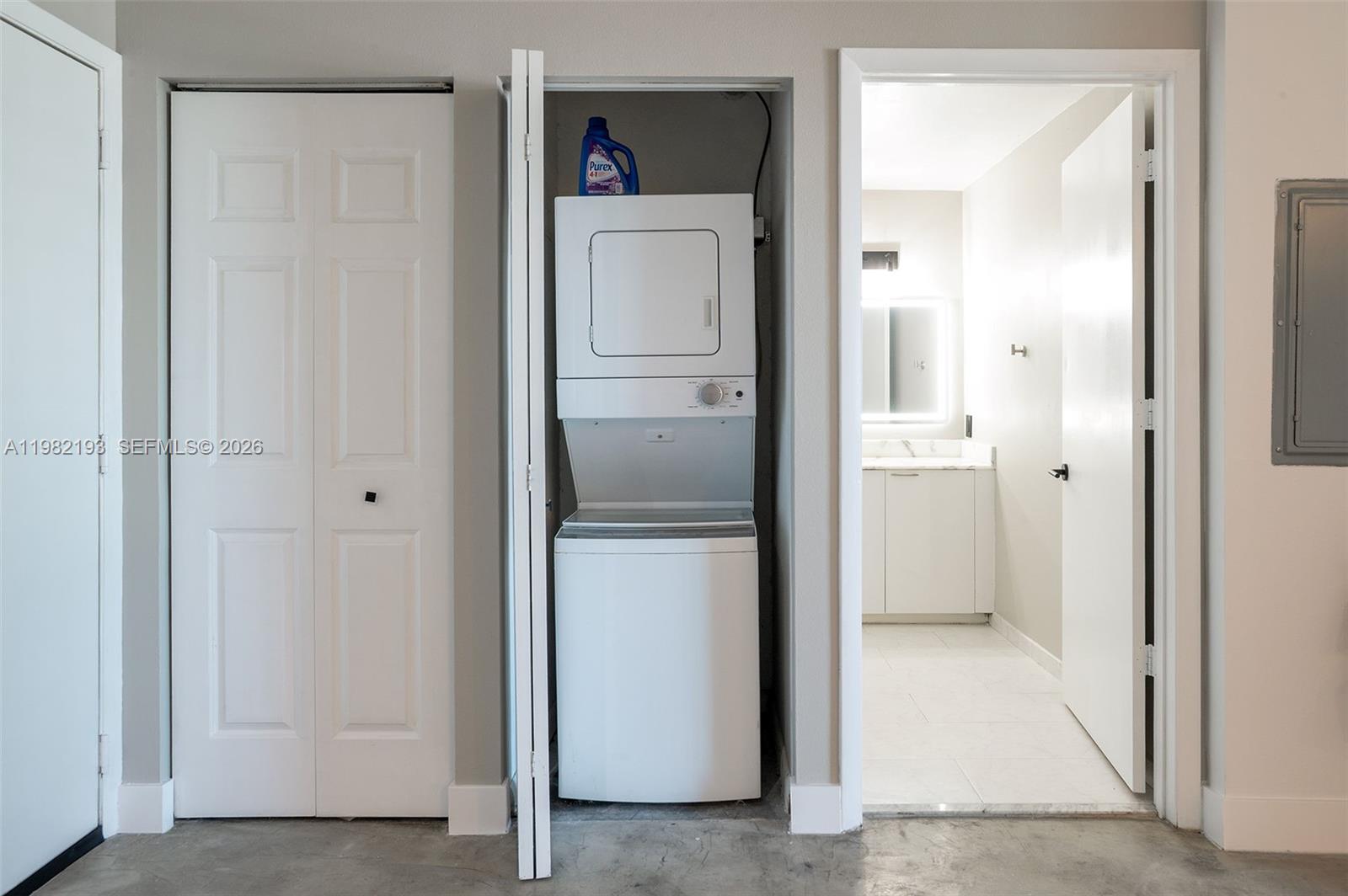 image Loft Downtown I8