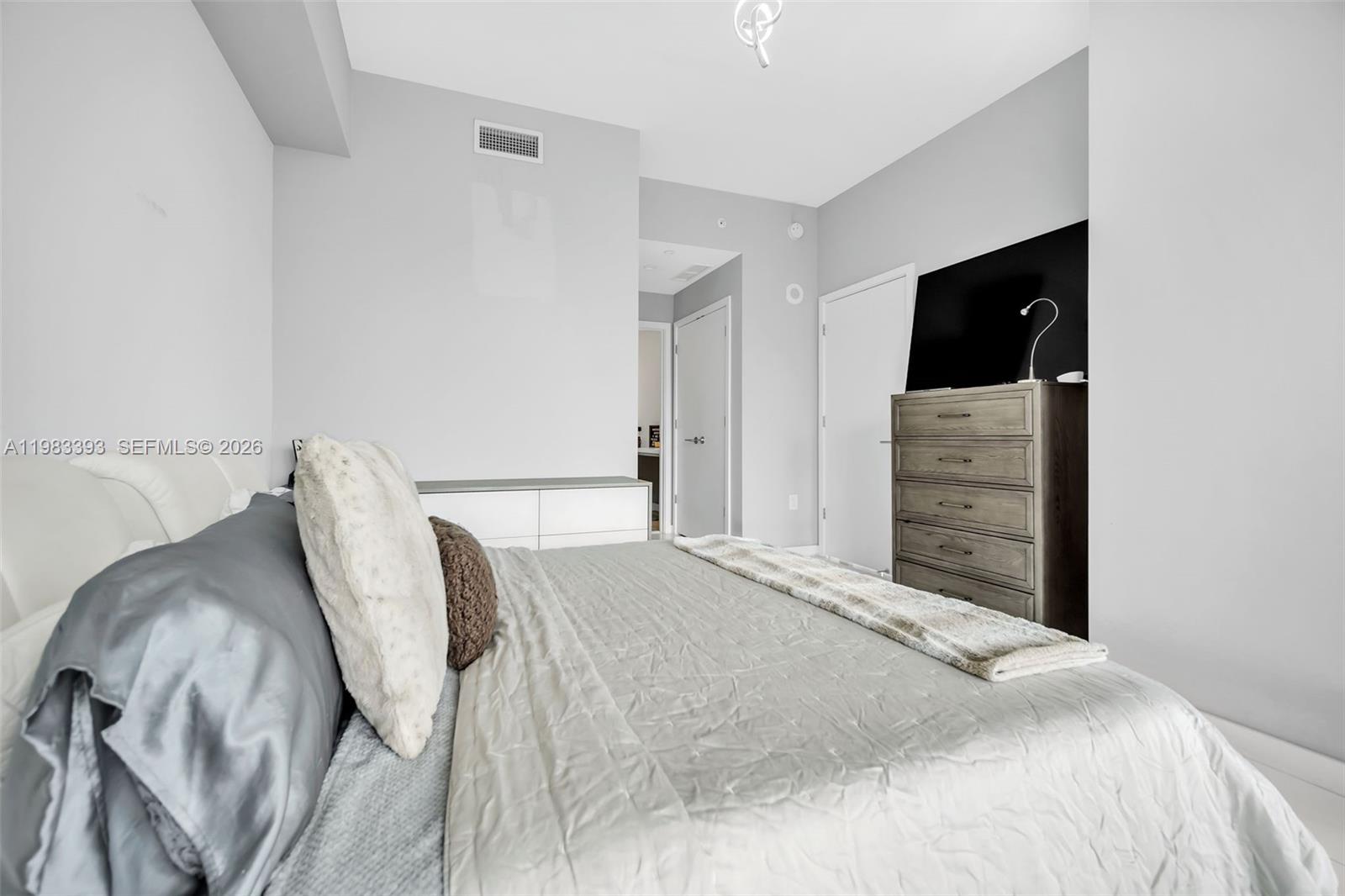 image Paramount Miami Worldcenter10