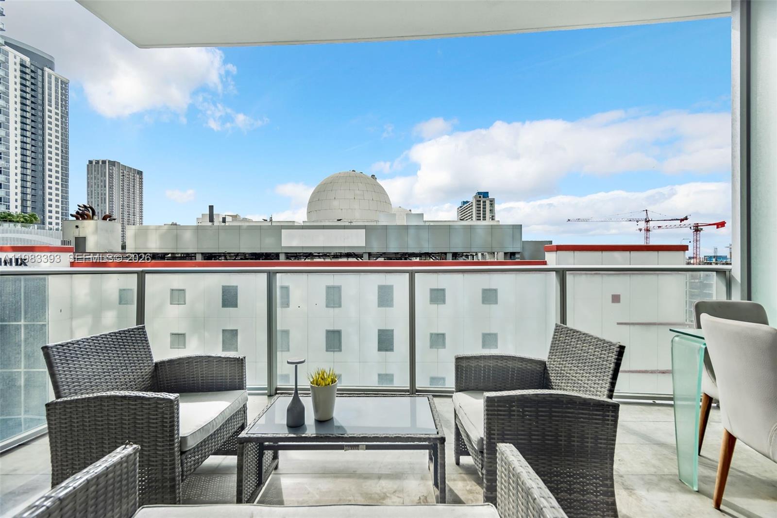 image Paramount Miami Worldcenter16