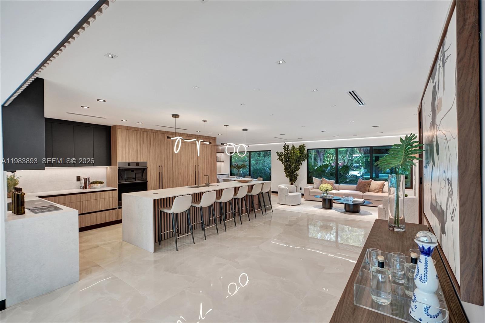 20020 NE 21st Ct Miami, FL 33179