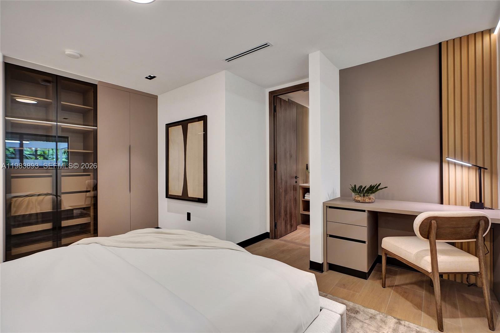 20020 NE 21st Ct Miami, FL 33179